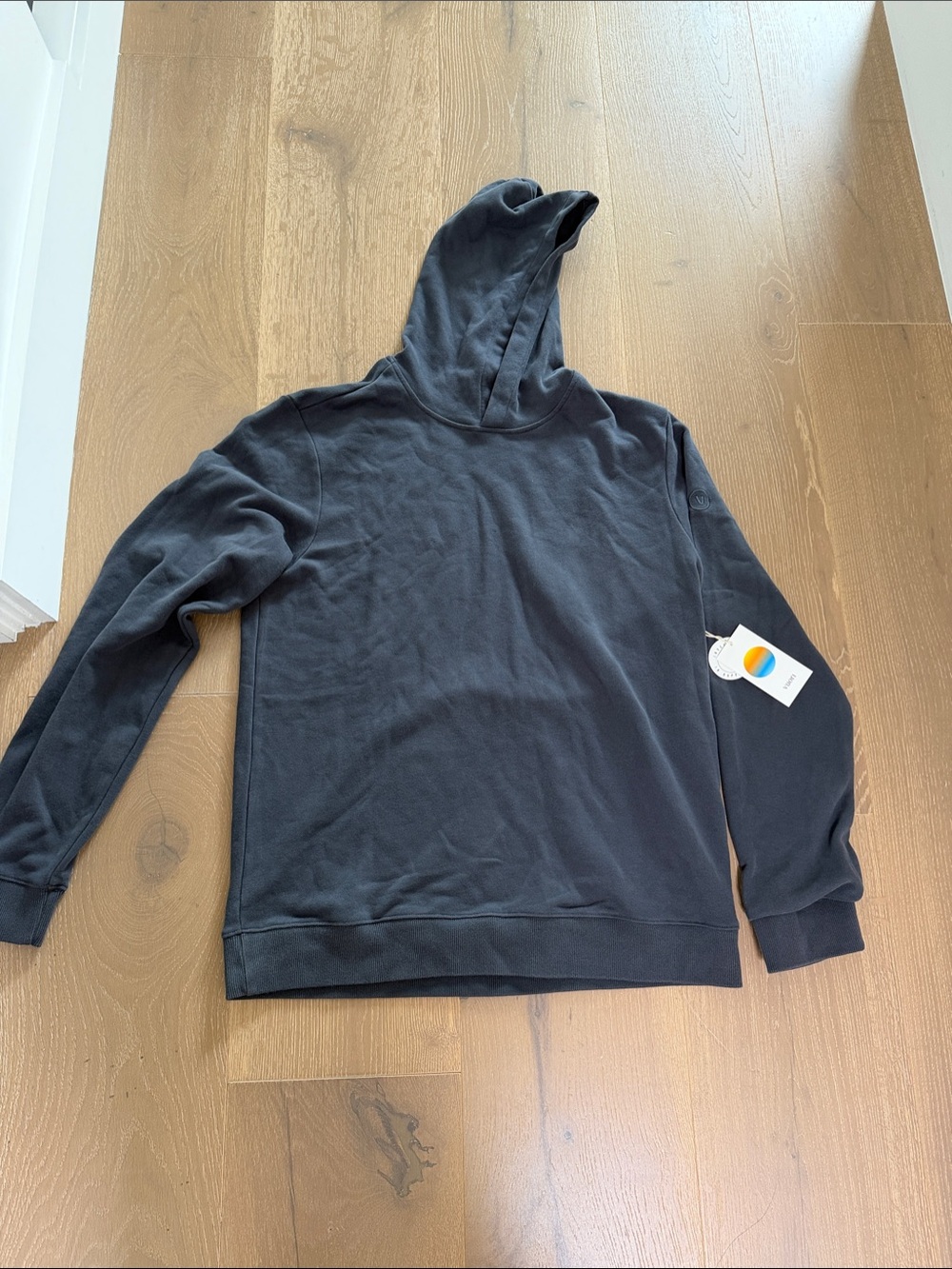 Vuori Cypress Hooded Pullover Sweatshirt- Charcoal